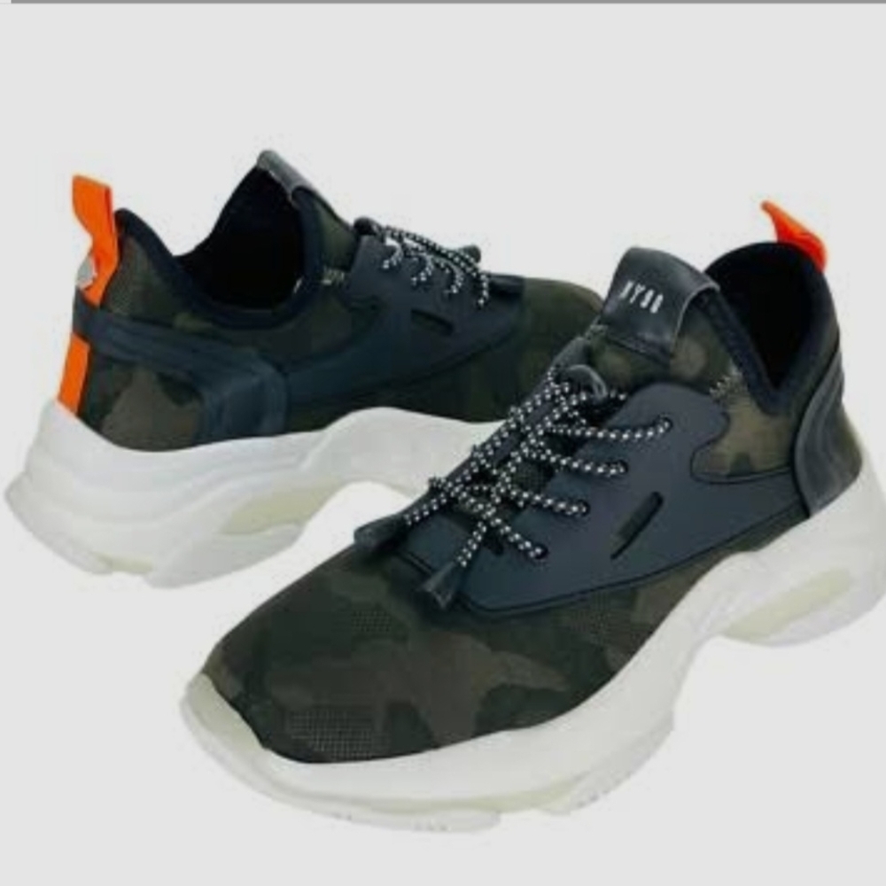 Camouflage Steve Made with Orange And White Snd Black Color USED
